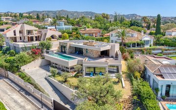 Property slide 30