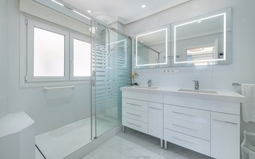Property slide 20