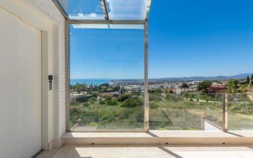 Property slide 24