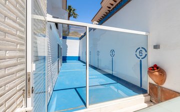Property slide 44