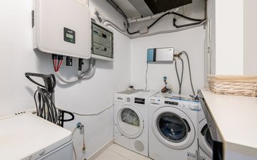 Property slide 48