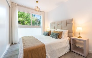 Property slide 22