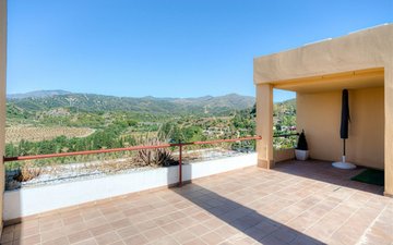 Property slide 17