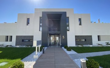 Property slide 18