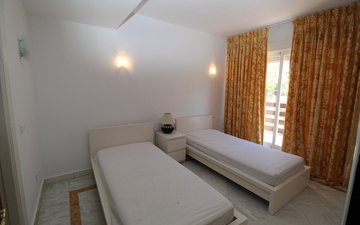 Property slide 16