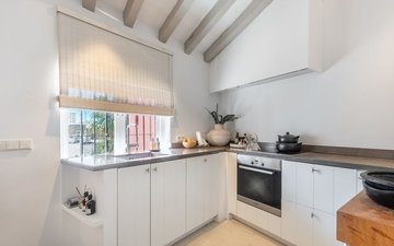Property slide 10