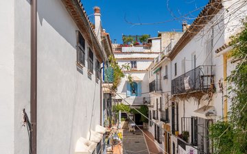 Property slide 23