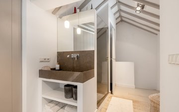 Property slide 7