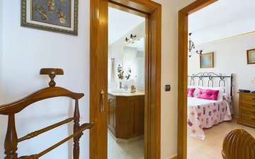 Property slide 18
