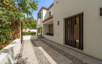 Property slide 39