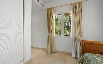 Property slide 21
