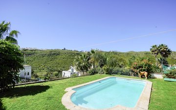 Property slide 15