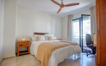 Property slide 16