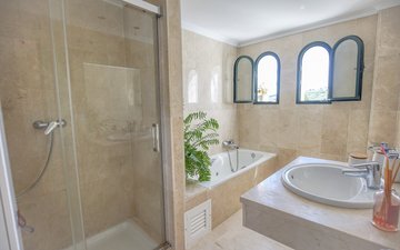 Property slide 20