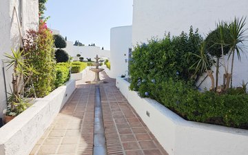Property slide 38