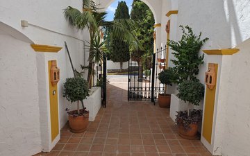 Property slide 40