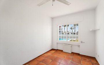 Property slide 22
