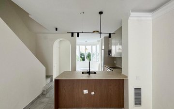 Property slide 8