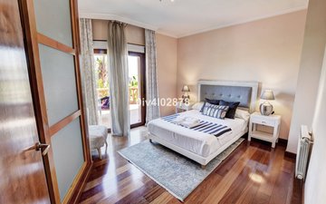 Property slide 48