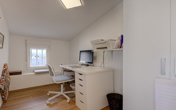 Property slide 17
