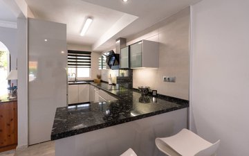 Property slide 22