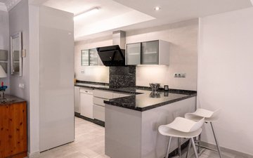 Property slide 25