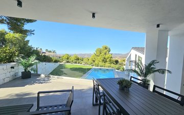 Property slide 22