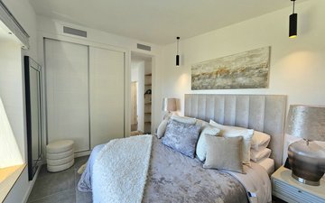 Property slide 62