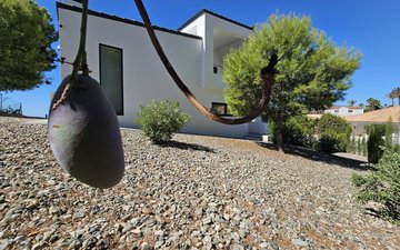 Property slide 76