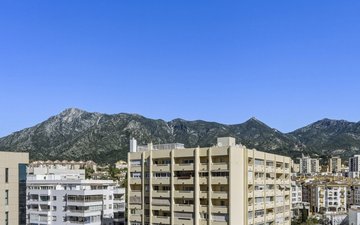 Property slide 25