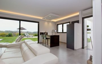 Property slide 20