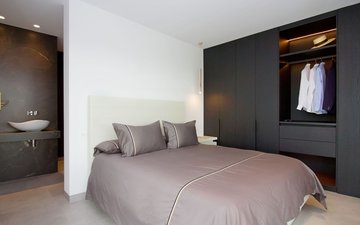 Property slide 31