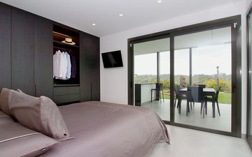 Property slide 34