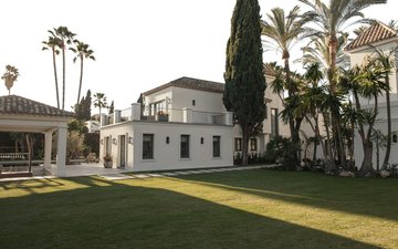 Property slide 20
