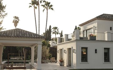 Property slide 21