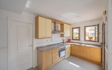 Property slide 14