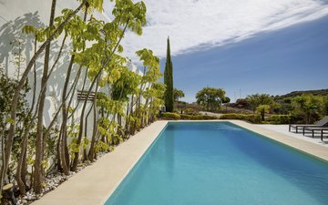 Property slide 21