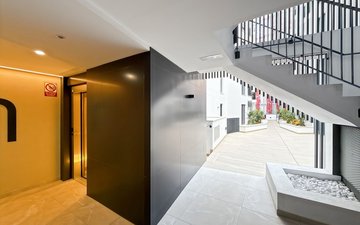 Property slide 17