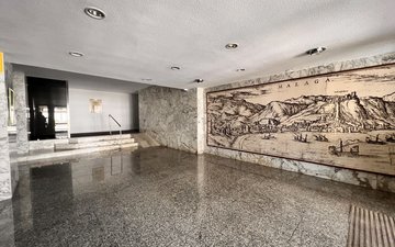 Property slide 32