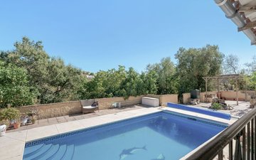 Property slide 12