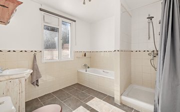 Property slide 16