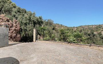 Property slide 24