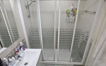 Property slide 10