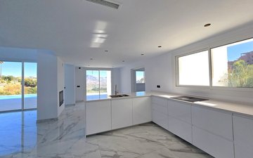 Property slide 19