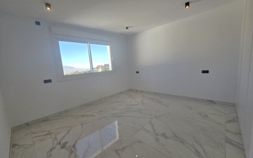 Property slide 33