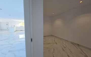 Property slide 38