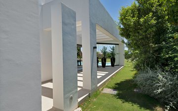 Property slide 18