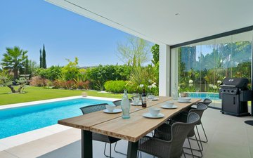 Property slide 40