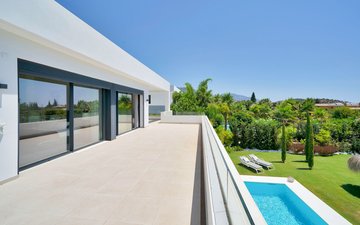 Property slide 48