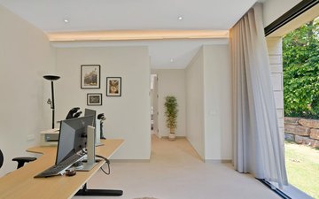 Property slide 50